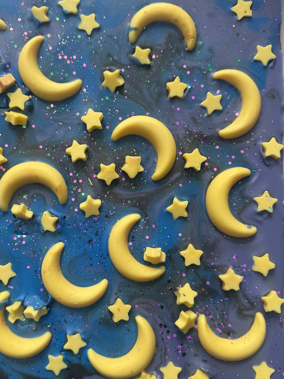 Night sky wax brittle