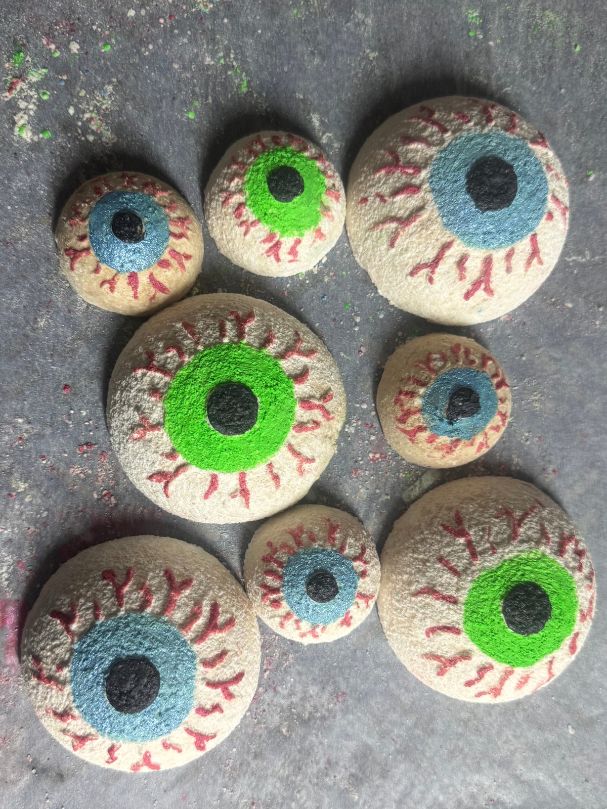 Eyeball bath bomb