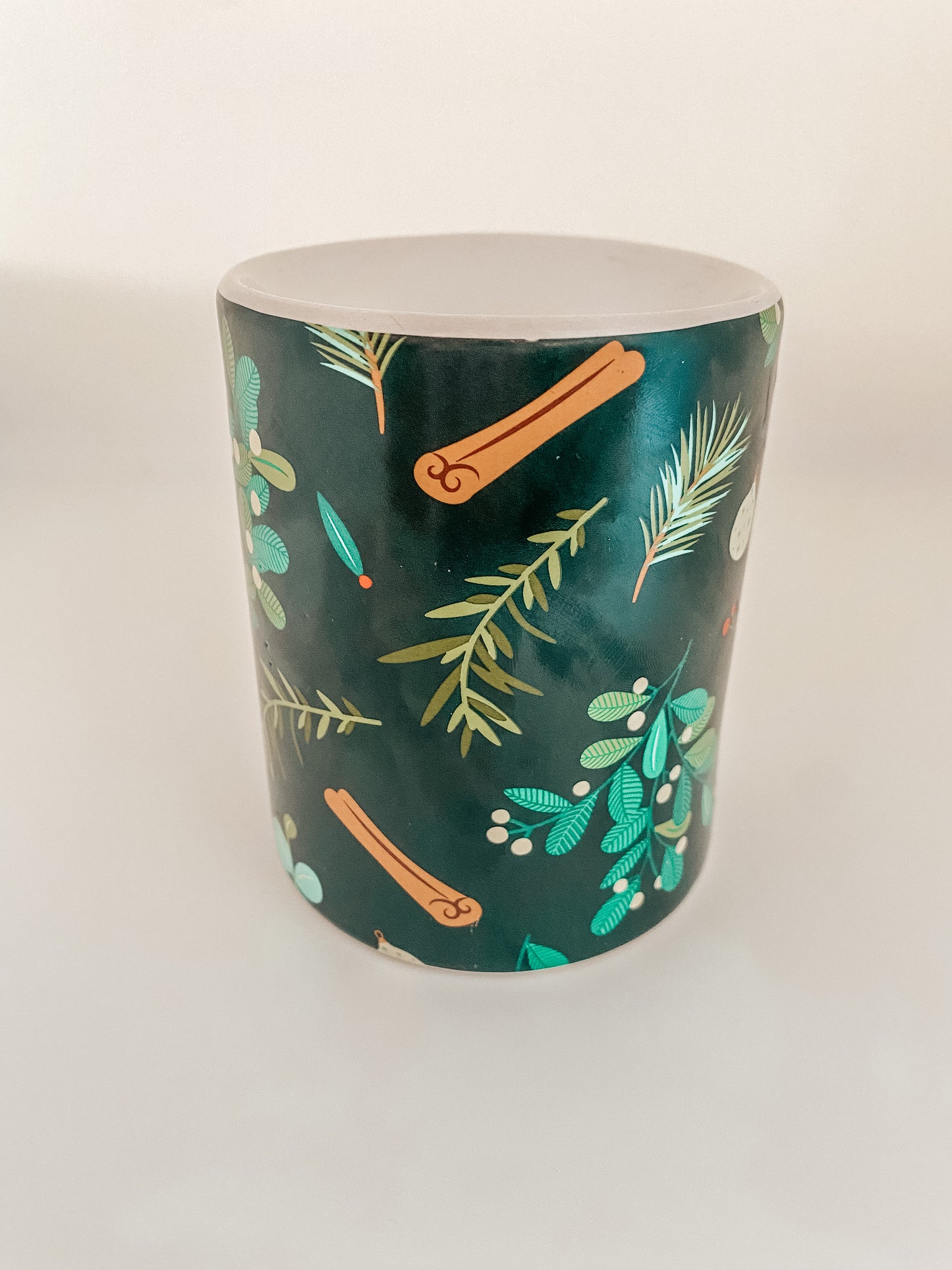 Mistletoe and pine Tealight warmer