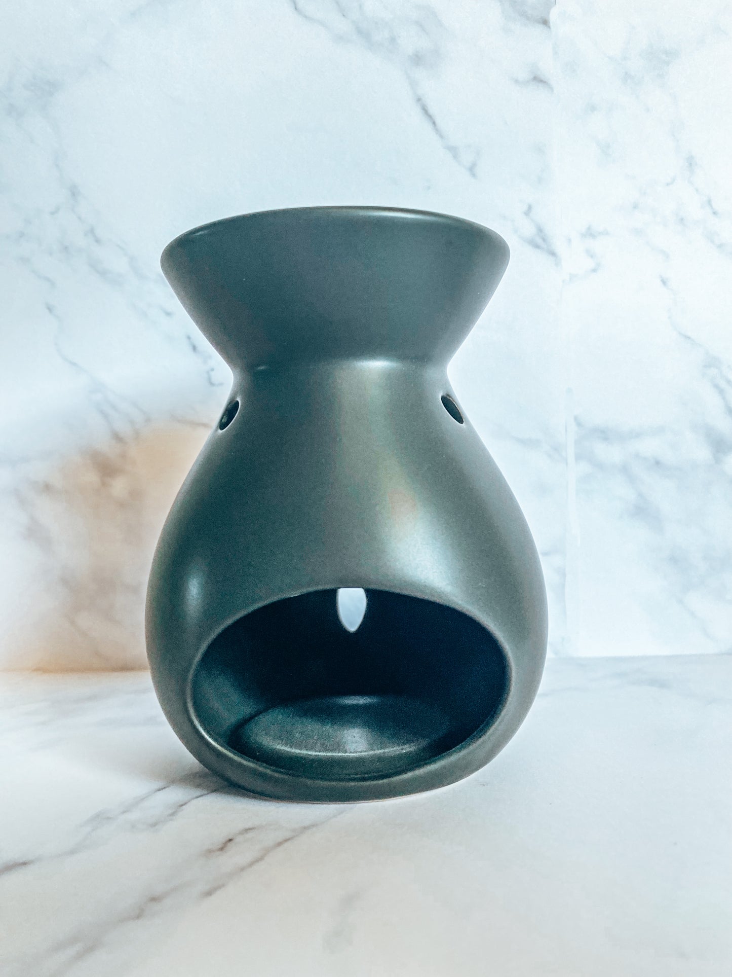 Black wax burner