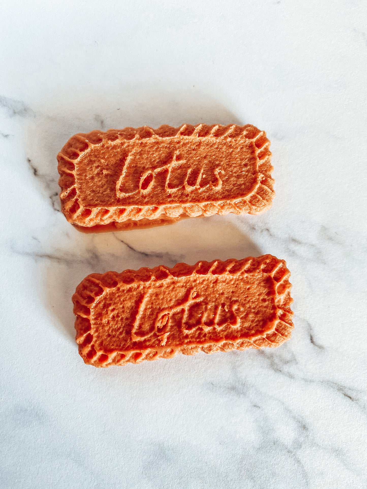 Lotus biscuits
