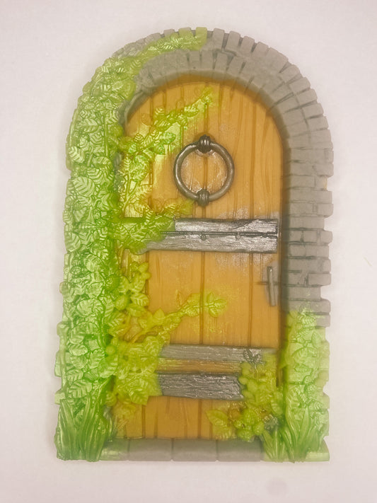 Ivy fairy door