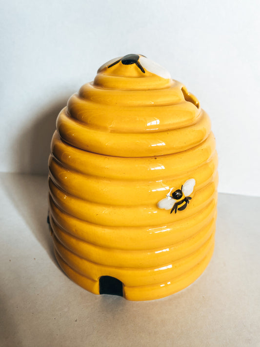 Beehive wax burner